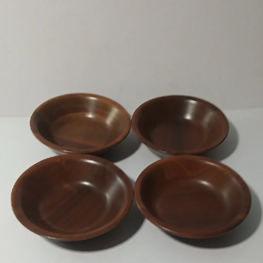 Elegant Brown Wooden Dinnerware Set